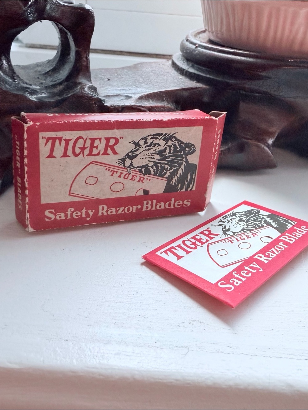 Vintage Tiger Safety Razor Blades Red Box